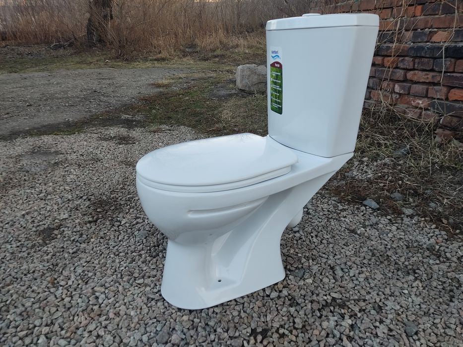 Унитаз с бочком.