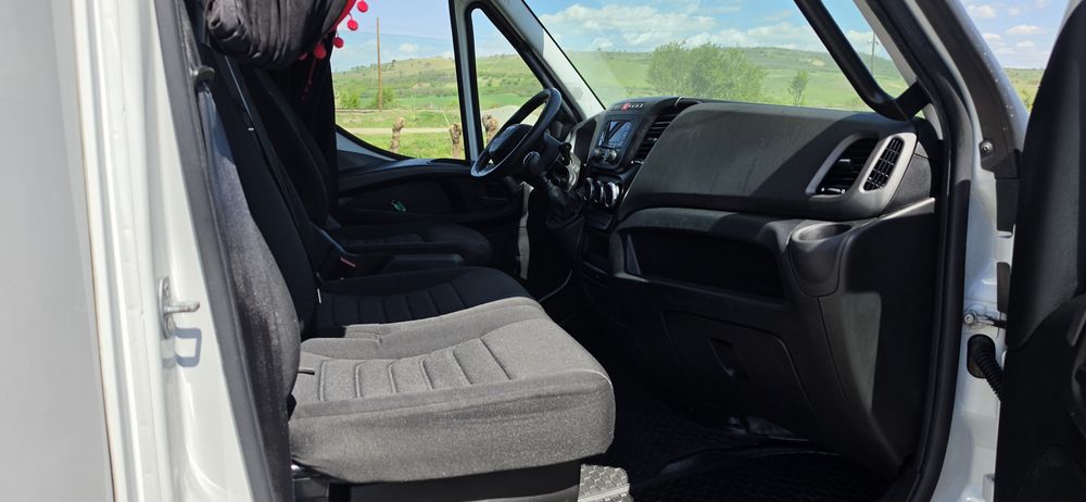 Iveco Daily 3,5T 15 Europaleti 2023