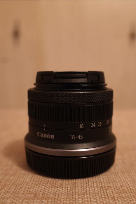 Canon RF-S 18–45mm f/4.5–6.3 IS STM – като нов, неползван