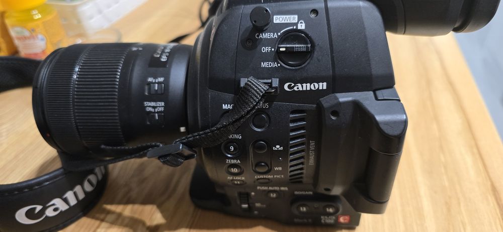 Canon EOS  C100 Mark ll