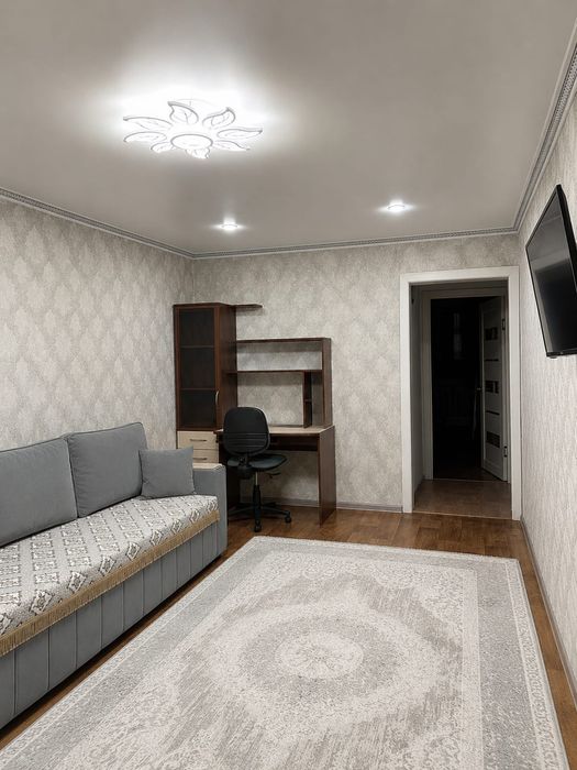 Продам 2 комн. квартиру.г.Аксу