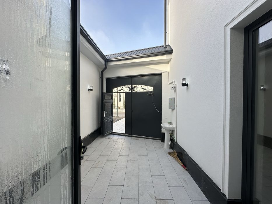 Коттедж сотилади 1 сотихли Учтепа Шарк Гули Махалласи