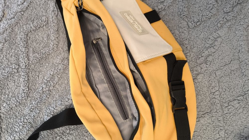 Сумка набедренная/поясная