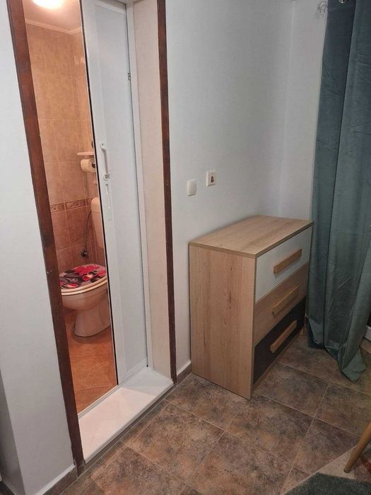 Дава се под наем Едностаен апартамент в София, Банишора - 47 кв.м за 398.82 € - Снимка #4