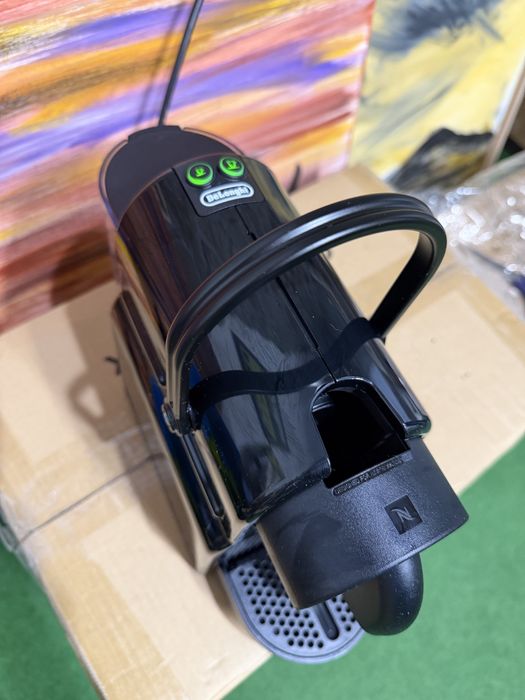 Еспресо кафемашина с капсули Delonghi Nespresso Inissia