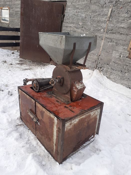 Зернодробилка  рабочая