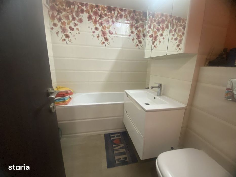 Apartament 3 camere, zona Stefan cel Mare, parter