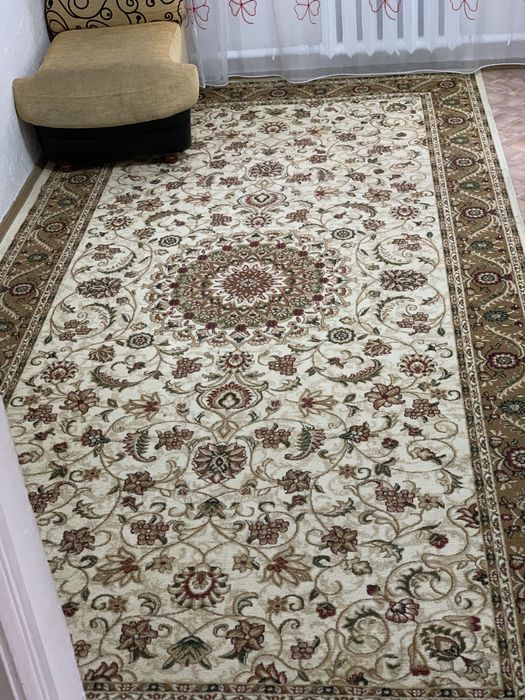 Продам ковер! В отличном состоянии!