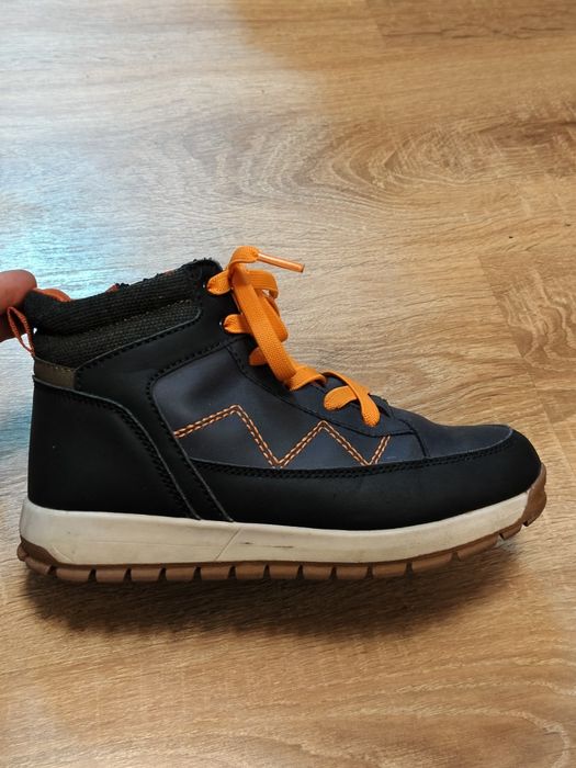 Ботинки утепленные на мальчика