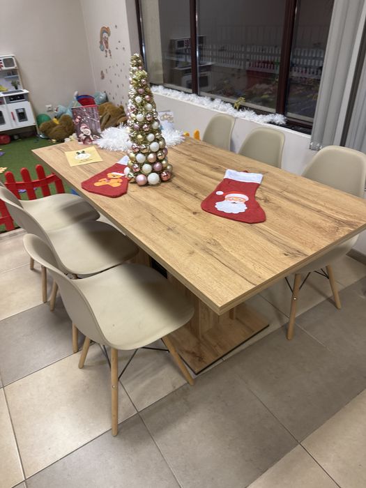 Столове за  офис, занималня, кухня, заведение и други.