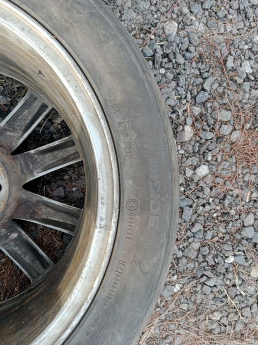 Продам одно колесо с диском