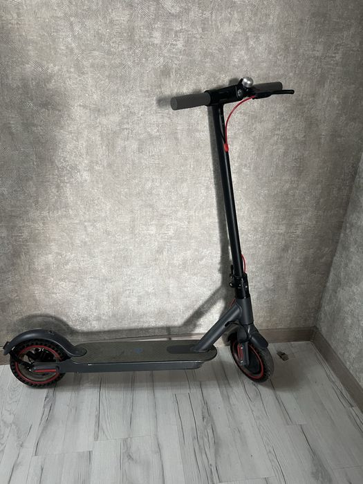 Продам электросамокат