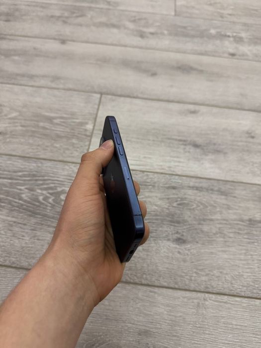 iphone 15 Pro 128 Sim kartaliy