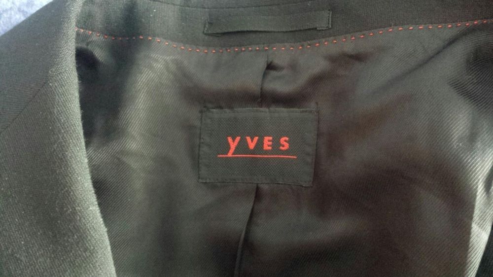 Уникално мъжко сако YVES и още едно вълнено мъжко сако. Без забележки