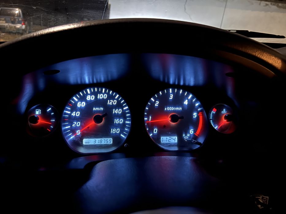 Nissan Navara D22 2009 ( nu hilux , l200 , ranger )