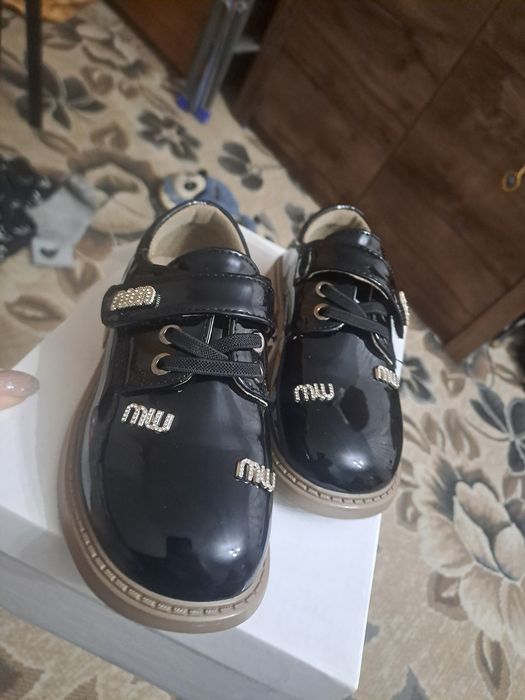 Школьные туфли размер 29
