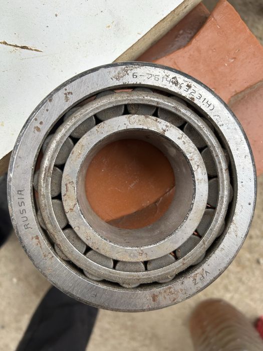ступичный подшипник на Камаз ,Краз ,Маз,Зил и  на другие теххники