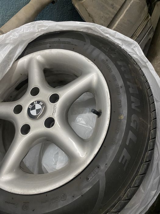 Продам резину летнюю с дисками