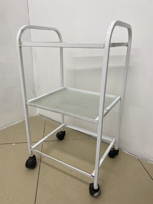 Продам косметический помощник/этажерка