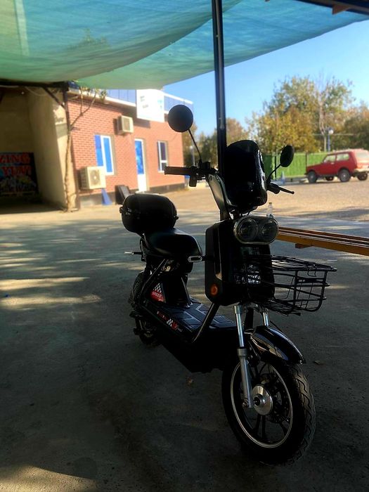 Skuter elektron sotiladi