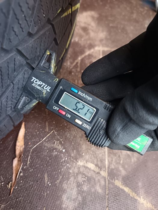 Anvelope MS iarna 225 45 18 continental runflat 2024 5mm