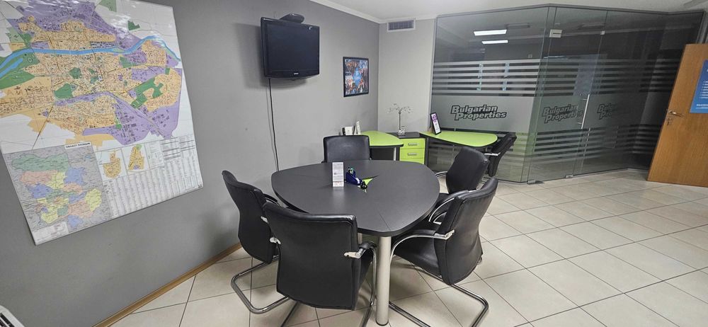 Дава се под наем Офис в Пловдив, Старият град - 101 кв.м за 948 € - Снимка #1