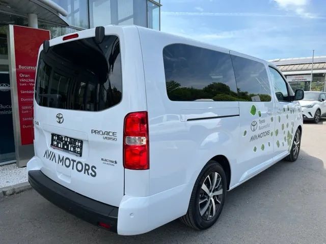 Toyota Proace Toyota Proace Verso 6+1 locuri L2H1 Electric 136 CP Baterie 75 kwh VIP