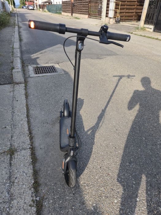 Trotineta electrica NINEBOT KickScooter F2