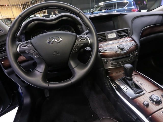 Инфинити Q70 Infiniti  Q70 3.7 V6 бензин 2017 година На части!!
