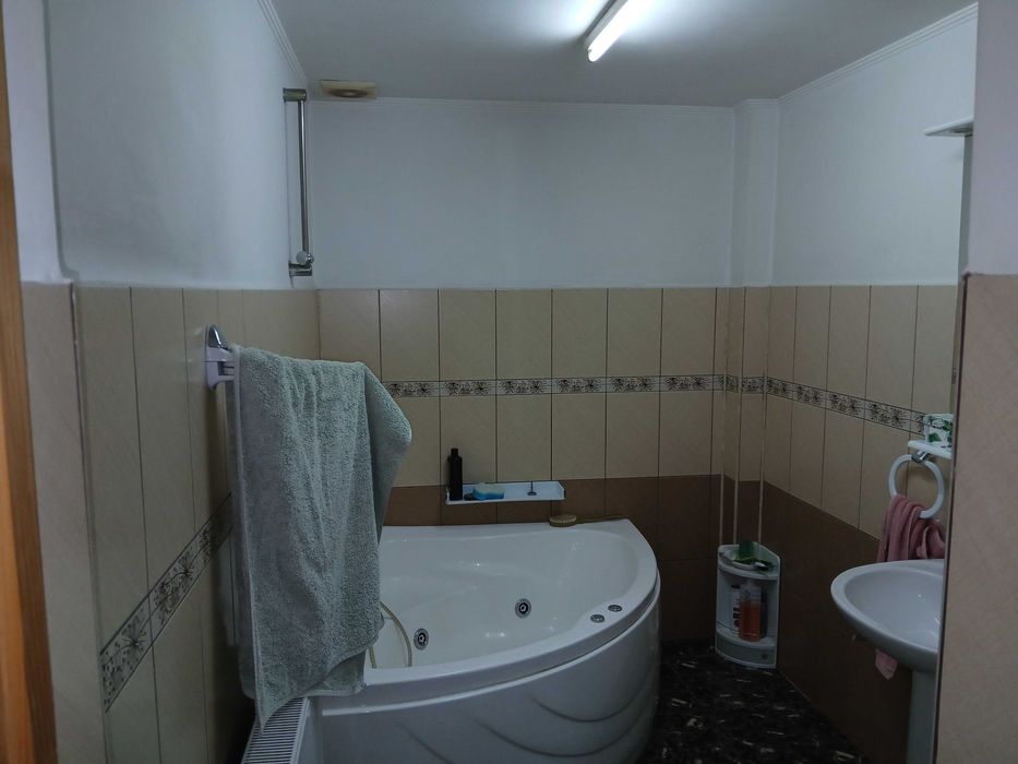 Casa de vanzare in Rahova sectorul 5  ,URGENT.