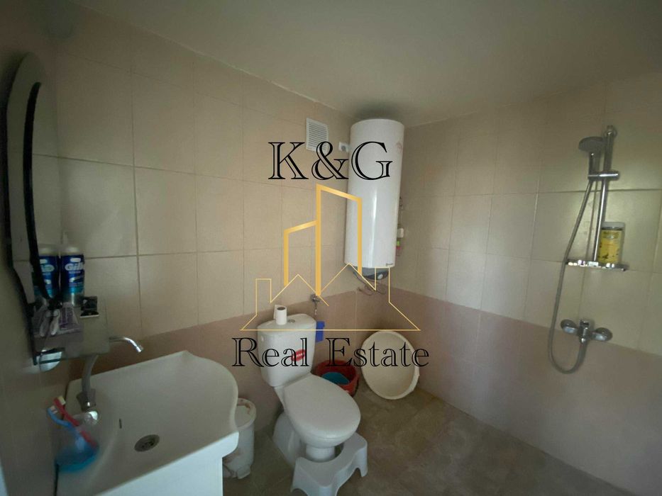 Едноетажна къща в с. Пороище