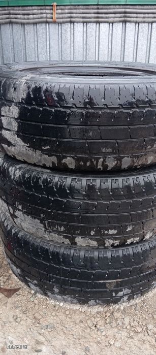 Резина 215 ,65, 16 б/у