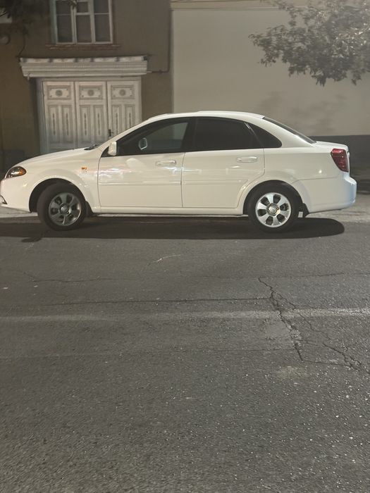 Lacetti jentra qilingan 1.6 A/T 2013