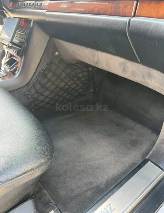 Mercedes-Benz S 320