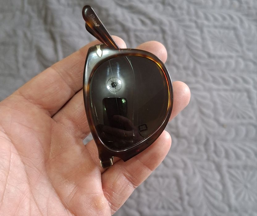 Ochelari  de soare  persoli  stare bună fără defecte  400lei