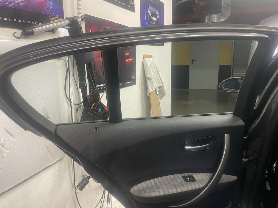 Затъмняване на стъкла