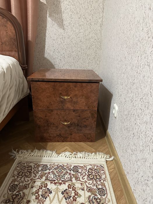 Продам спальный гарнитур