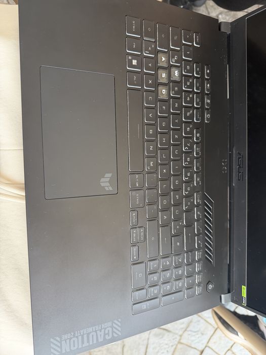 Laptop Asus TUF F17