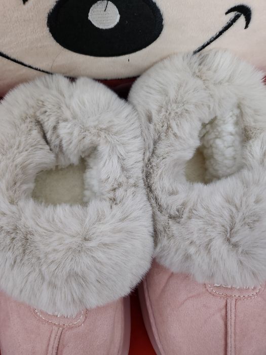 Ghete imblanite marimea 36-37 cm 22 interior