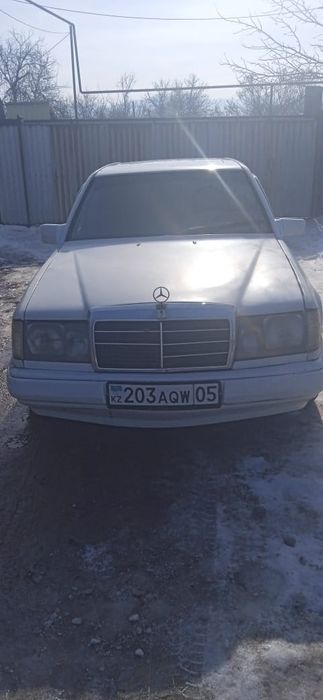 Мерседес Бенс 124