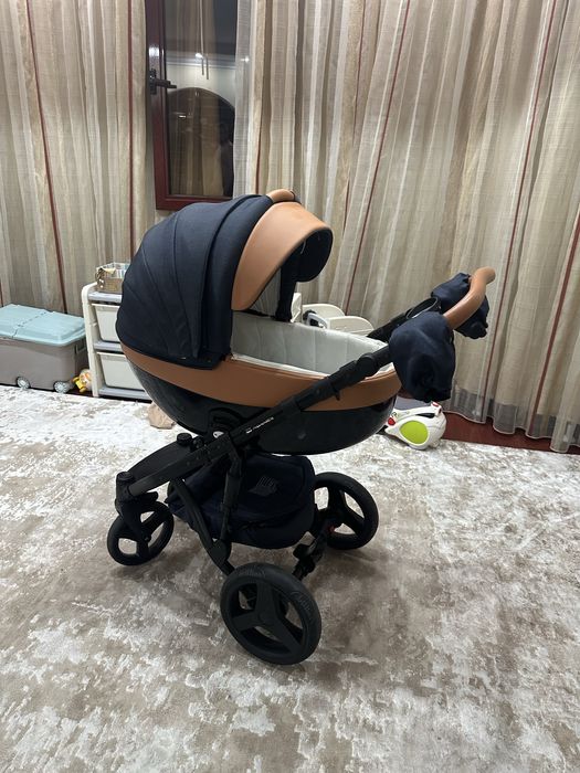 Продам коляску ADAMEX MONTE Carbon Delux