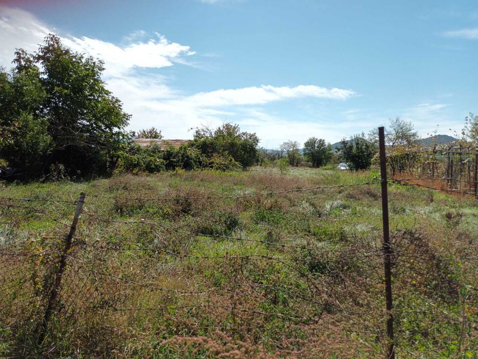 Продава се Парцел в с. Ведраре, Област Пловдив - 672 кв.м за 18 €/кв.м - Снимка #1