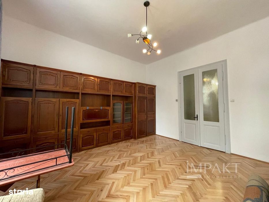 Casă pentru închiriere, 4 camere, zonă Gruia