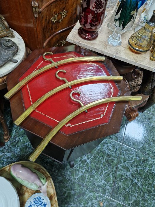 Антикварни английски бронзови закачалки