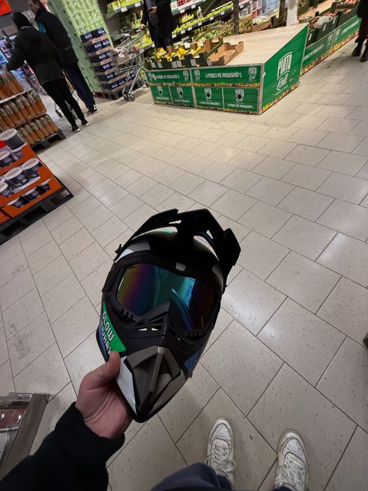 Vand casca atv fara ochelari