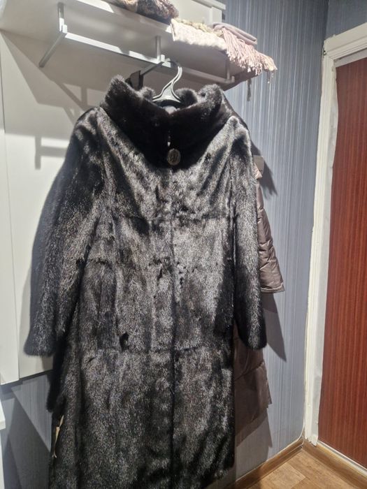 Продам норковую шубу