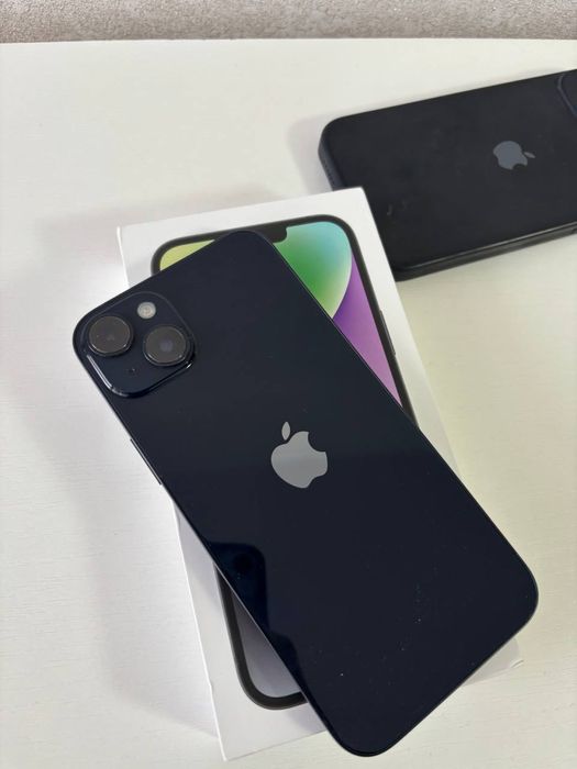 Продам айфон 14 plus