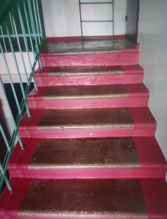 Услуги уборки подъездов