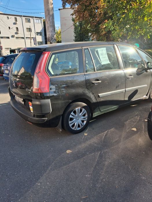 Vind citroen c4 an 2008 picaso