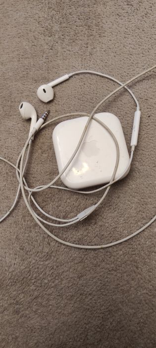 iPhone 6s 64 GB много запазен